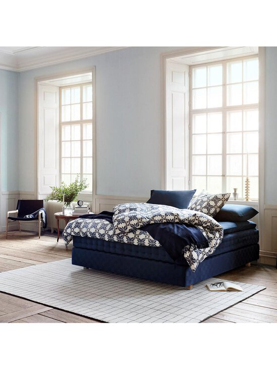 Hästens - Herlewing-sänky 180 x 200 cm - SININEN,VALKOINEN - photo 2 Hästens - Herlewing-sänky 180 x 200 cm - SININEN,VALKOINEN | Stockmann - photo 2