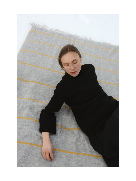 Lapuan Kankurit - Halla vilnas pleds 140 x 200 cm - 7 BEIGE-COFFEE DYED ORANGE | Stockmann - photo 2