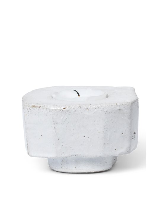 Ferm Living - Kurinu-kynttilänjalka - WHITE - photo 2 Ferm Living - Kurinu-kynttilänjalka - WHITE | Stockmann - photo 2