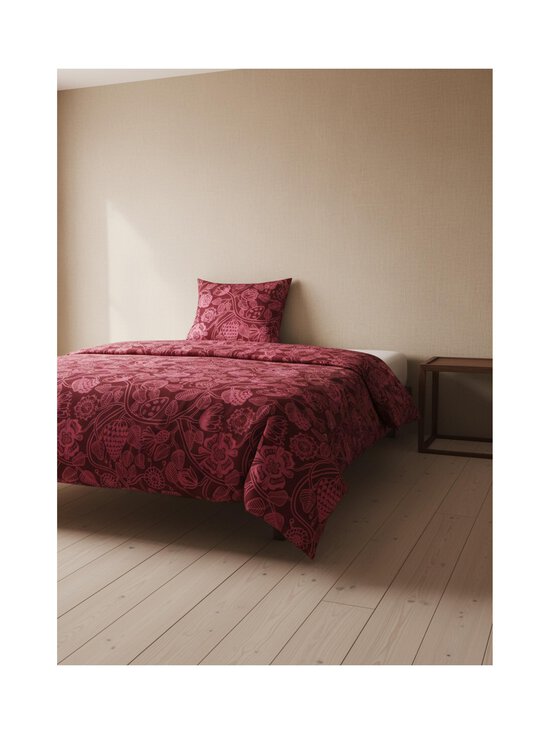 Marimekko - Tiara Satīns gultas veļas komplekts 150 x 210 / 50 x 60 cm - 333 BURGUNDY, PINK | Stockmann - photo 2