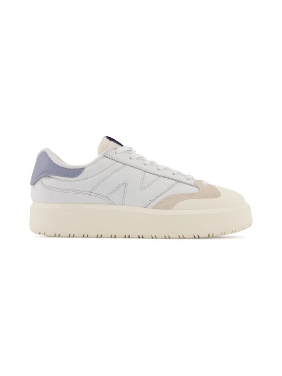 302-sneakerit