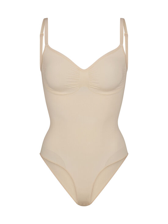 SKIMS - Seamless Sculpt Brief -body - SAND | Stockmann - photo 1