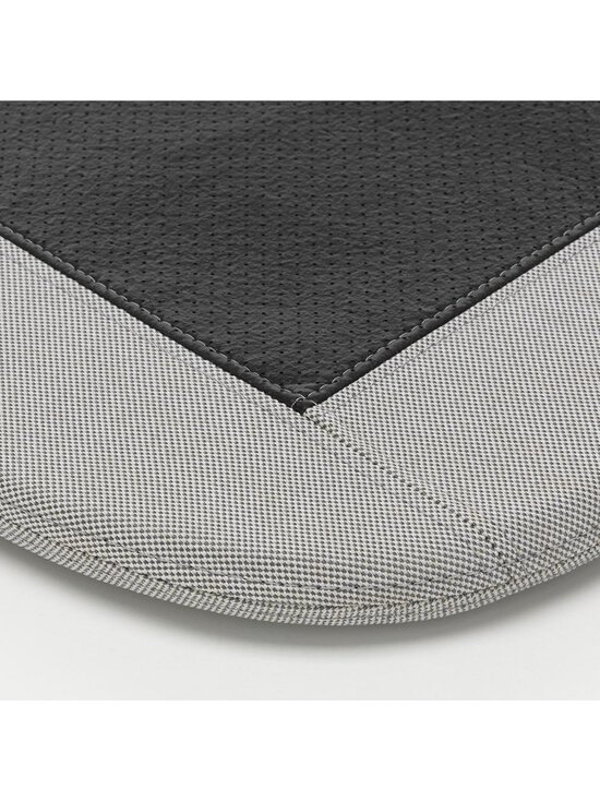 Vitra - Soft Seat Outdoor -tyyny - HARMAA - photo 2 Vitra - Soft Seat Outdoor -tyyny - HARMAA | Stockmann - photo 2