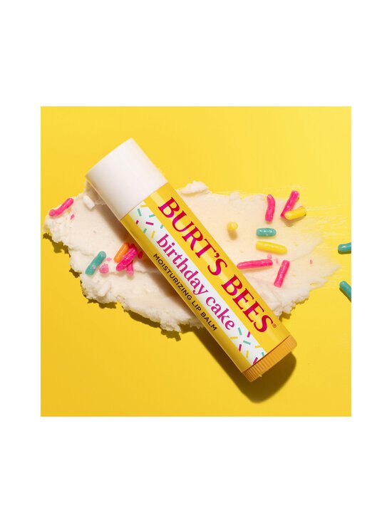 Burts Bees - Birthday Cake Blister Lip Balm -huulivoide - NOCOL - photo 4 Burts Bees - Birthday Cake Blister Lip Balm -huulivoide - NOCOL | Stockmann - photo 4
