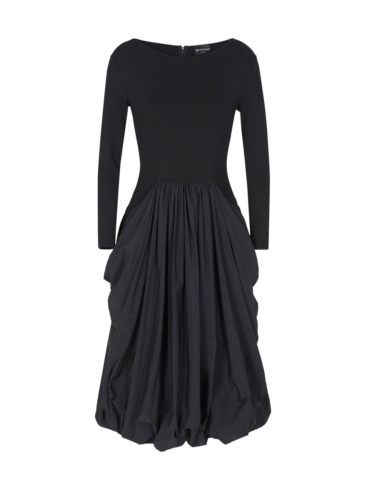 Taftihelmallinen mekko