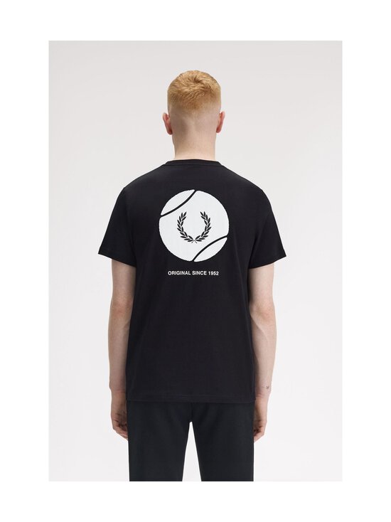 Fred Perry - Tennis Graphic t-krekls - 102 BLACK - photo 3 Fred Perry - Tennis Graphic t-krekls - 102 BLACK | Stockmann - photo 3