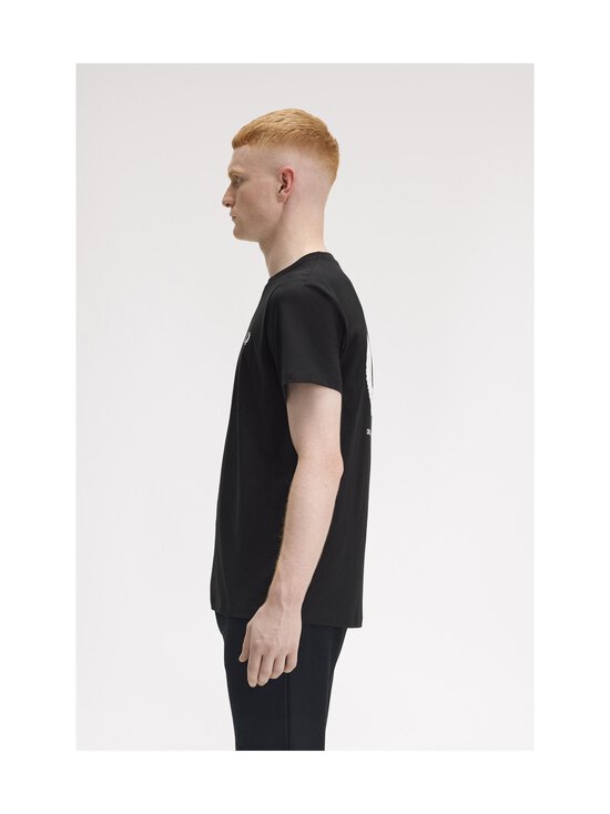 Fred Perry - Tennis Graphic t-krekls - 102 BLACK - photo 4 Fred Perry - Tennis Graphic t-krekls - 102 BLACK | Stockmann - photo 4