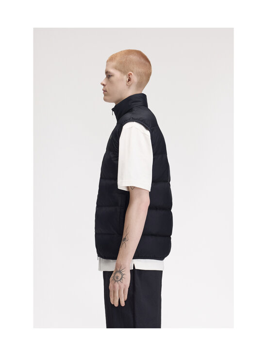 Fred Perry - Insulated-toppaliivi - 184 BLACK | Stockmann - photo 4