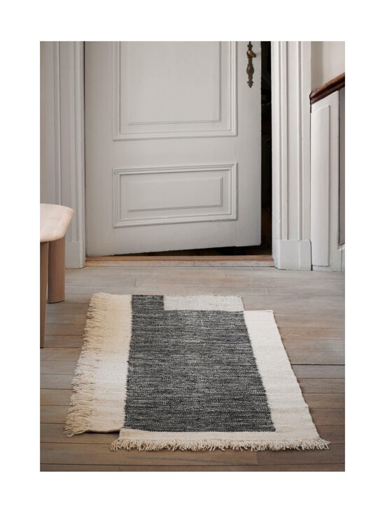 Ferm Living - Counter-villamatto 200 x 140 cm - CHARCOAL/OFF-WHITE - photo 2 Ferm Living - Counter-villamatto 200 x 140 cm - CHARCOAL/OFF-WHITE | Stockmann - photo 2