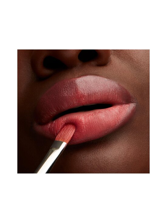 MAC - Lustreglass Lipstick - huulipuna - SEE SHEER - photo 5 MAC - Lustreglass Lipstick - huulipuna - SEE SHEER | Stockmann - photo 5
