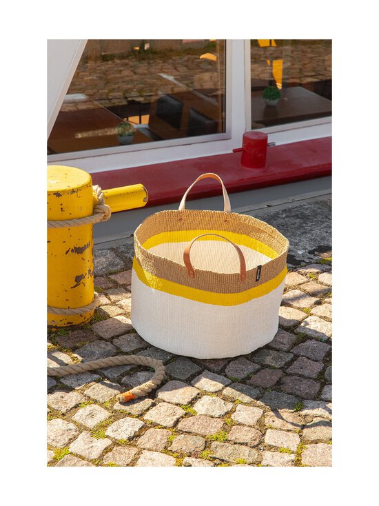 Mifuko - Kiondo Floor Basket XXL grīdas grozs - TOP STRIPE YELLOW - photo 2 Mifuko - Kiondo Floor Basket XXL grīdas grozs - TOP STRIPE YELLOW | Stockmann - photo 2