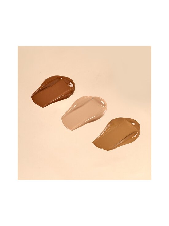 SENSAI - Jumestuskreem Flawless Satin Moisture Foundation SPF 25, 30 ml - FS204 HONEY BEIGE - photo 4 SENSAI - Jumestuskreem Flawless Satin Moisture Foundation SPF 25, 30 ml - FS204 HONEY BEIGE | Stockmann - photo 4