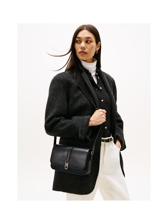 Tommy Hilfiger - Libre Flap Crossover soma - BDS BLACK - photo 4 Tommy Hilfiger - Libre Flap Crossover soma - BDS BLACK | Stockmann - photo 4