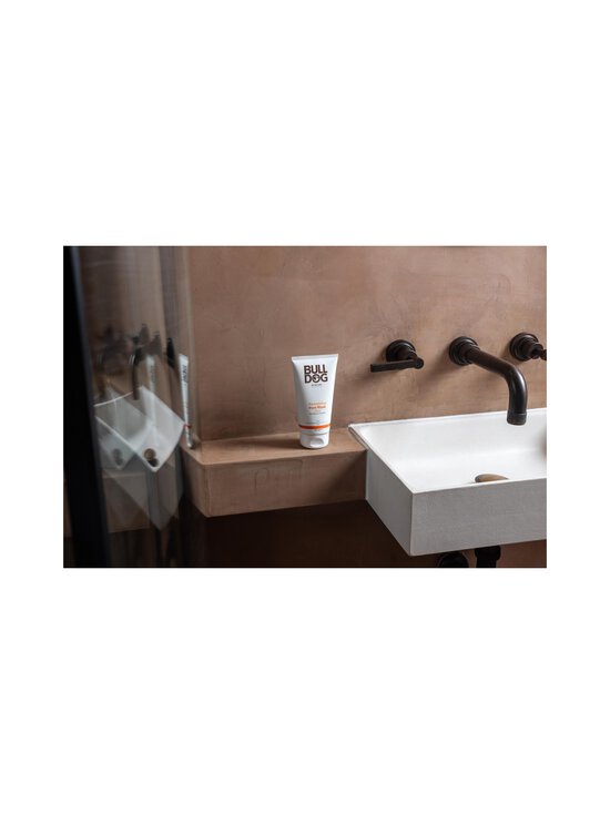 Bulldog Natural Skincare - Energising Face Wash -kasvojenpesuaine - NOCOL | Stockmann - photo 3