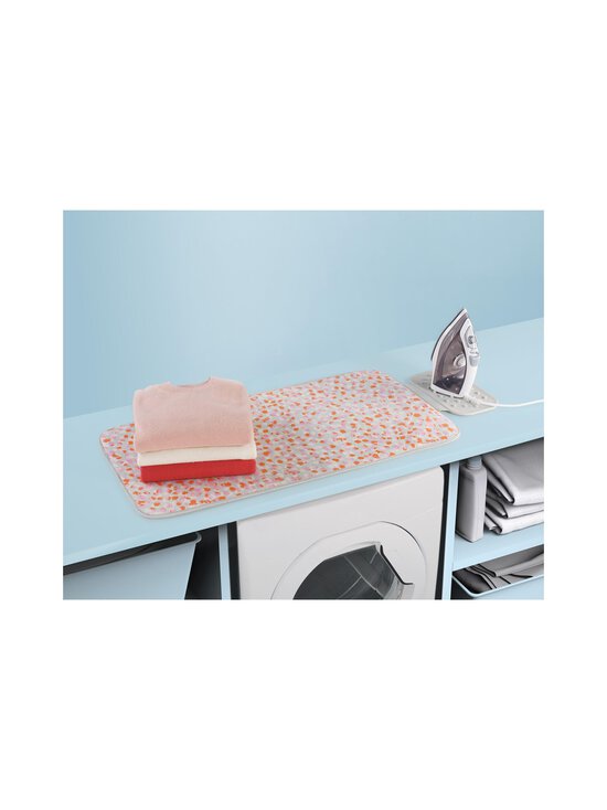 Joseph Joseph - Swift gludināšanas paklājiņš - PINK - photo 6 Joseph Joseph - Swift gludināšanas paklājiņš - PINK | Stockmann - photo 6