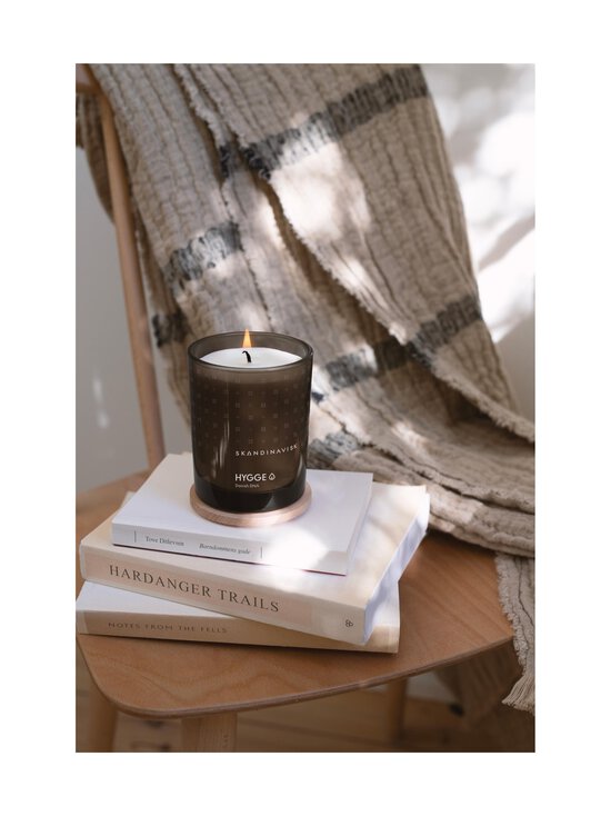 Skandinavisk - Hygge-tuoksukynttilä 200 g - CAMEL BROWN | Stockmann - photo 4