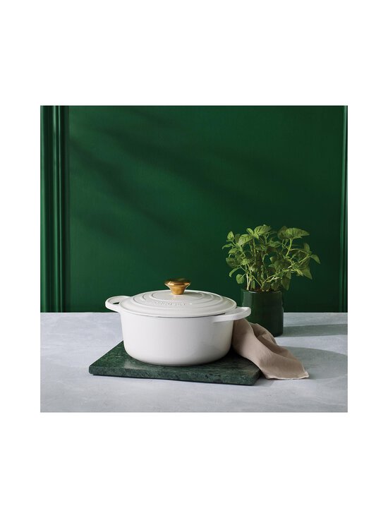Le Creuset - Signature Round -valurautapata 24 cm - WHITE - photo 8 Le Creuset - Signature Round -valurautapata 24 cm - WHITE | Stockmann - photo 8
