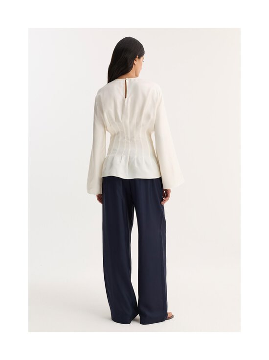 Róhe - Sculptural waisted -silkkipusero - 101_291 CREAM | Stockmann - photo 5