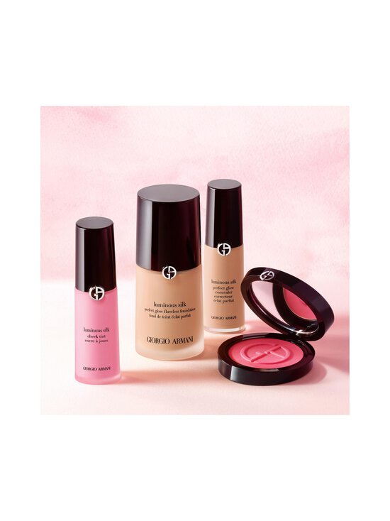 Armani - Peitekreem Luminous Silk Multi-Zoning Concealer 12 ml - 5.5 | Stockmann - photo 8