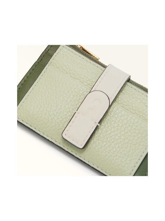 Furla - Grazia M -korttikotelo - 4055S LIGHT SALVIA+OLIVA+PANNA - photo 4 Furla - Grazia M -korttikotelo - 4055S LIGHT SALVIA+OLIVA+PANNA | Stockmann - photo 4