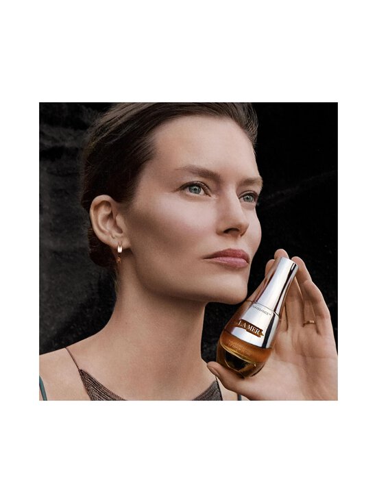 La Mer - Näoseerum The Serum Essence - NOCOL - photo 7 La Mer - Näoseerum The Serum Essence - NOCOL | Stockmann - photo 7