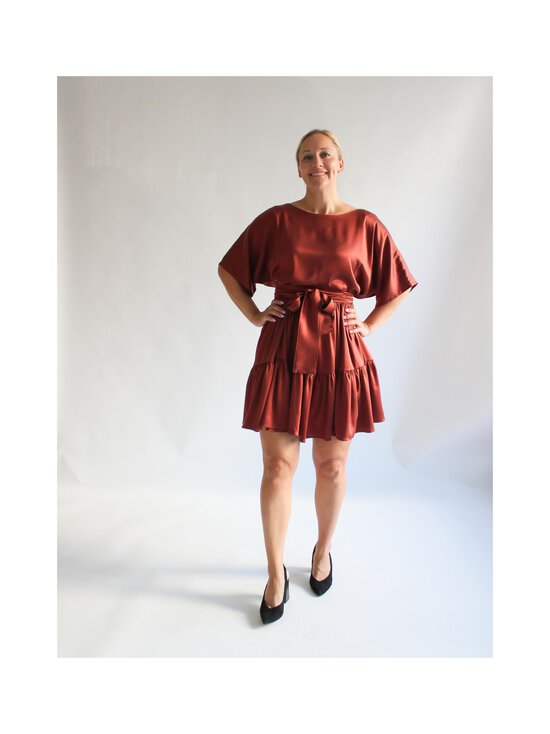 Lili Marleena - Silk Ruffle zīda kleita - BROWN | Stockmann - photo 7