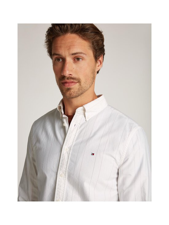 Tommy Hilfiger - Triiksärk Heritage Oxford - 0FA IVORY / ALLOVER - photo 6 Tommy Hilfiger - Triiksärk Heritage Oxford - 0FA IVORY / ALLOVER | Stockmann - photo 6