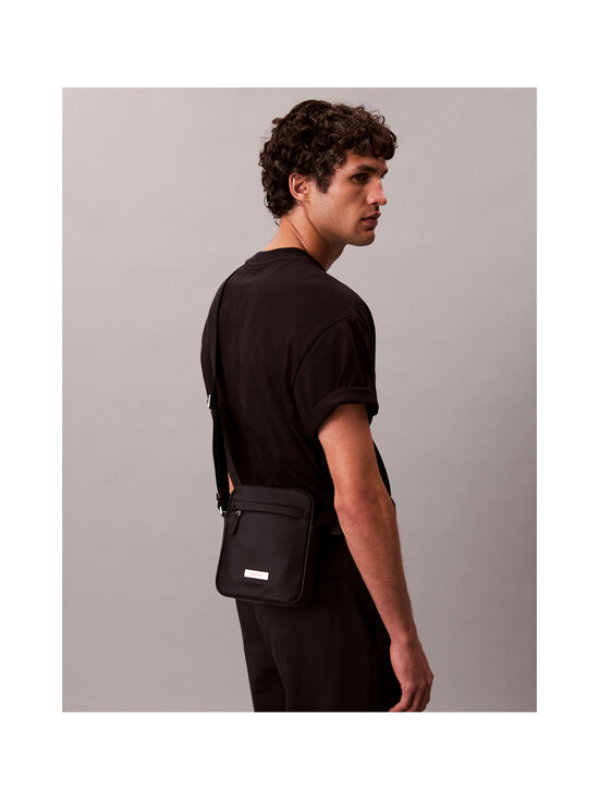 Calvin Klein Bags & Accessories - Sleek Reporter -laukku - UB1 BLACK | Stockmann - photo 5