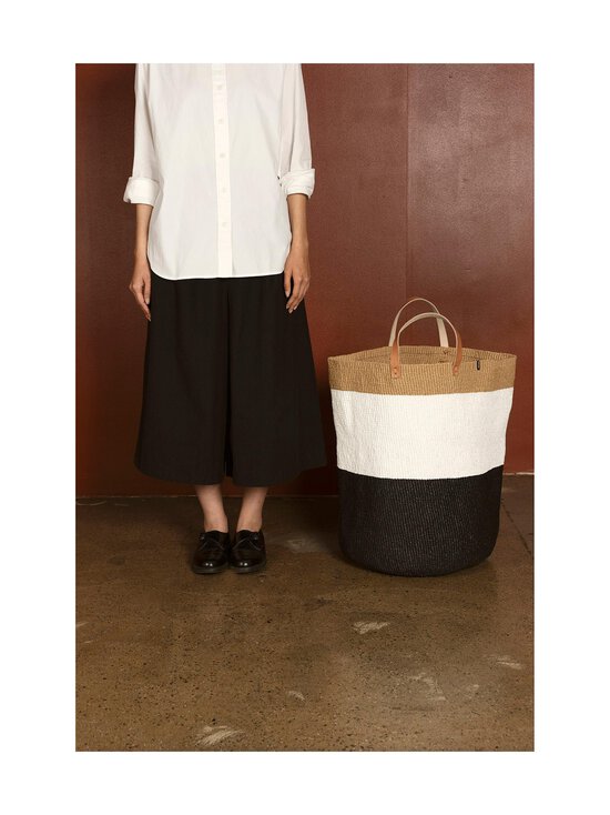 Mifuko - Korv Kiondo Floor Basket Duo XL - DUO BLACK - photo 3 Mifuko - Korv Kiondo Floor Basket Duo XL - DUO BLACK | Stockmann - photo 3