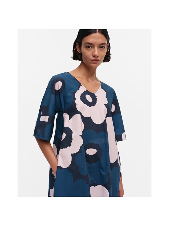 355 DARK NAVY, BLUE, PINK Marimekko Agnete Unikko -puuvillapopliinimekko |  Arkimekot | Stockmann