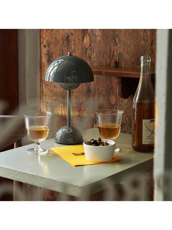 &Tradition - Flowerpot VP9 -pöytävalaisin - SININEN | Stockmann - photo 5