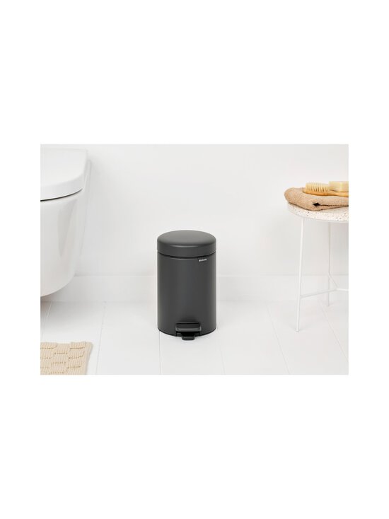 Brabantia - NewIcon atkritumu tvertne ar pedāli 3 l - MINERAL INFINITE GREY - photo 10 Brabantia - NewIcon atkritumu tvertne ar pedāli 3 l - MINERAL INFINITE GREY | Stockmann - photo 10