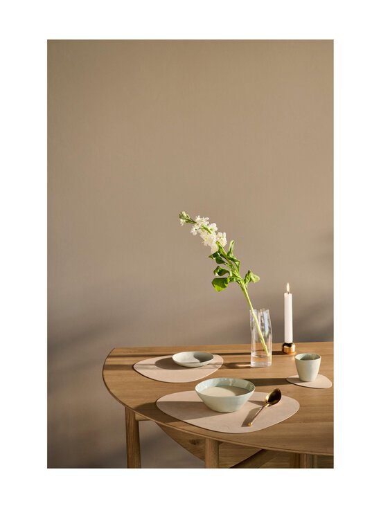 Lind DNA - Curve L Nupo -nahkatabletti - SAND - photo 4 Lind DNA - Curve L Nupo -nahkatabletti - SAND | Stockmann - photo 4