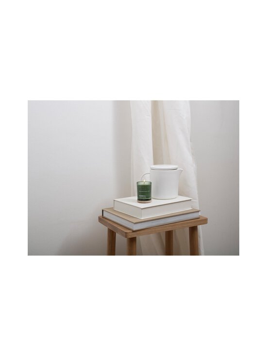 Skandinavisk - Fjordi lõhnastatud küünal 65 g - FJORD GREEN | Stockmann - photo 5