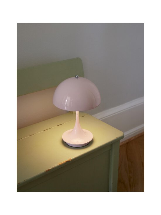 Louis Poulsen - Panthella 250 Portable -pöytävalaisin 250 x 335 mm - OPAL PALE ROSE | Stockmann - photo 3