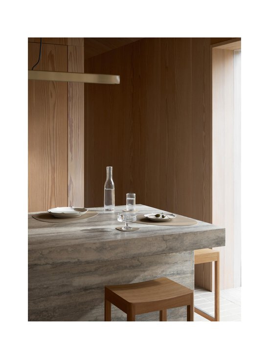 Lind DNA - Corduroy Curve galda paliktnis 37 x 44 cm - CLAY BROWN - photo 5 Lind DNA - Corduroy Curve galda paliktnis 37 x 44 cm - CLAY BROWN | Stockmann - photo 5