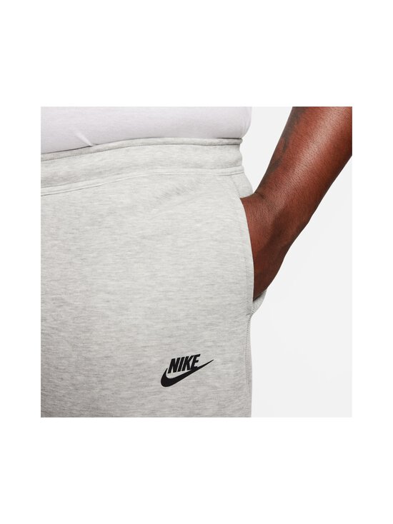 Nike - Tech Fleece -collegehousut - 063 DK GREY HEATHER/BLACK - photo 11 Nike - Tech Fleece -collegehousut - 063 DK GREY HEATHER/BLACK | Stockmann - photo 11