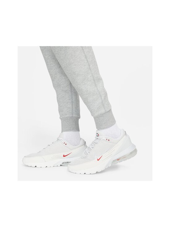 Nike - Tech Fleece -collegehousut - 063 DK GREY HEATHER/BLACK - photo 12 Nike - Tech Fleece -collegehousut - 063 DK GREY HEATHER/BLACK | Stockmann - photo 12