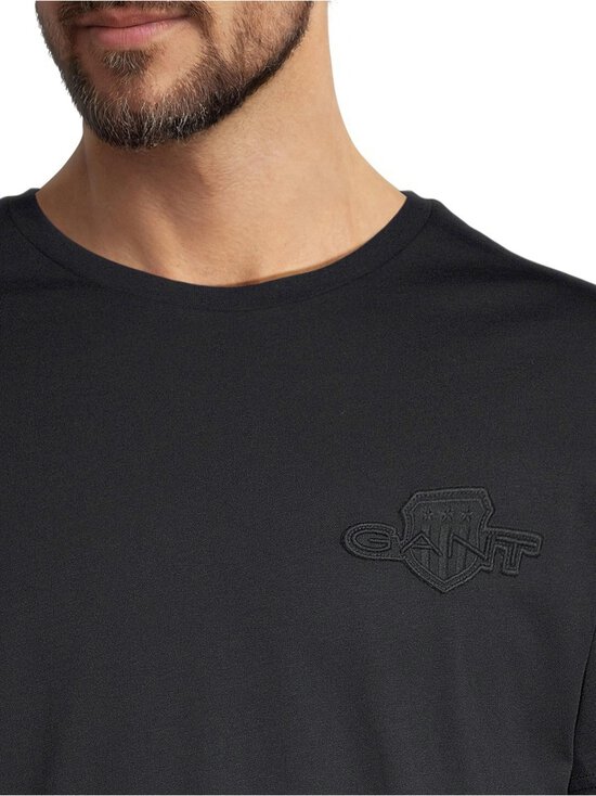 GANT - Regular Tonal Shield T-paita - 5 BLACK - photo 4 GANT - Regular Tonal Shield T-paita - 5 BLACK | Stockmann - photo 4