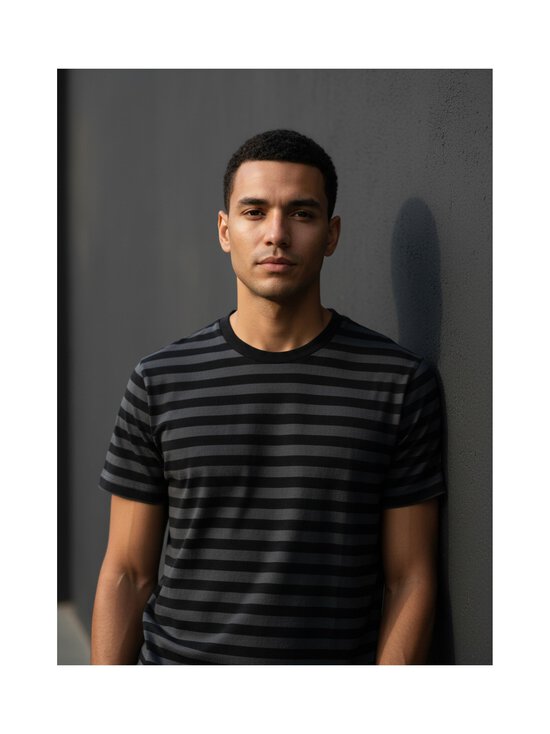 Makia - Verkstad T-paita - 960 BLACK - GREY | Stockmann - photo 2