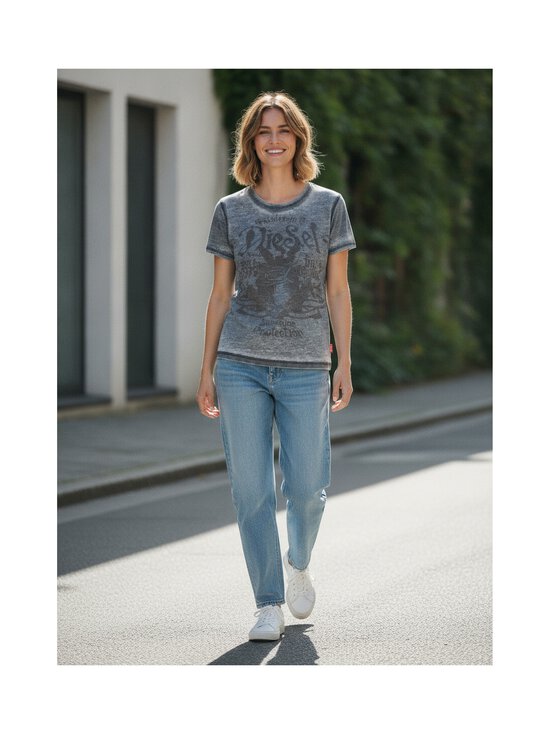 Diesel - T-Uncuties-Long t-paita - A23329 0PLBQ 97W JET BLACK | Stockmann - photo 5