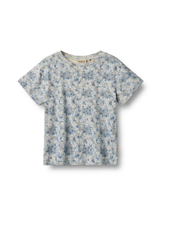 Wheat - T-särk Ella - 9418 BLUE SUMMER FLOWERS - photo 1 Wheat - T-särk Ella - 9418 BLUE SUMMER FLOWERS | Stockmann - photo 1