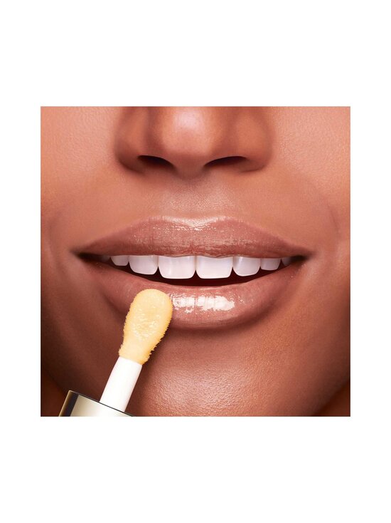 Clarins - Lip Comfort Oil -huuliöljy 7 ml - 01 HONEY - photo 3 Clarins - Lip Comfort Oil -huuliöljy 7 ml - 01 HONEY | Stockmann - photo 3