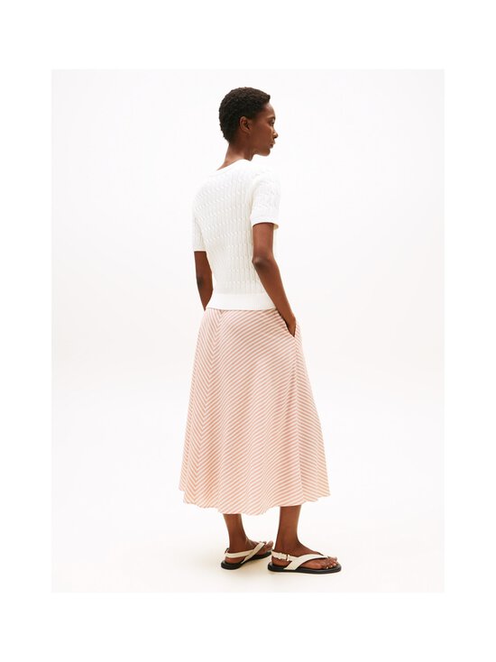 Tommy Hilfiger - Puuvillainen palmikkoneule - YA8 IVORY SILK - photo 4 Tommy Hilfiger - Puuvillainen palmikkoneule - YA8 IVORY SILK | Stockmann - photo 4