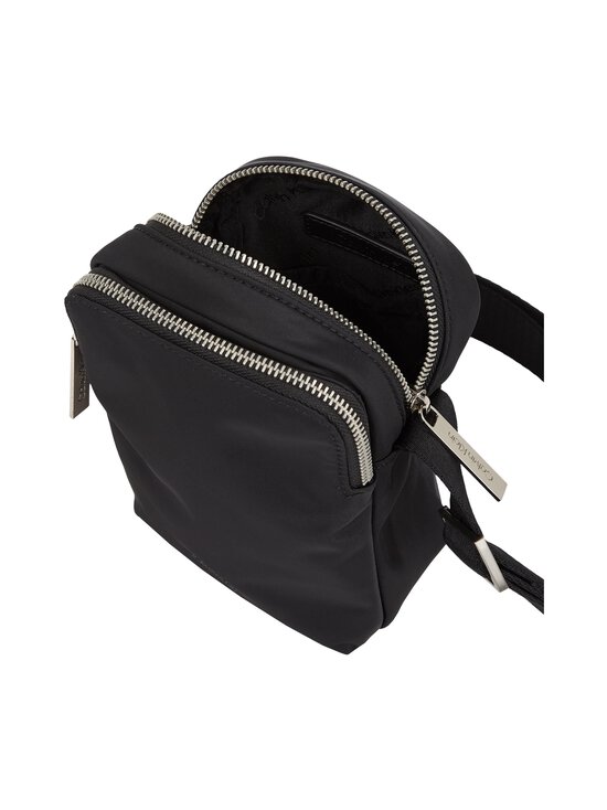 Calvin Klein Bags & Accessories - Business Tech Reporter XS -laukku - BEH CK BLACK - photo 3 Calvin Klein Bags & Accessories - Business Tech Reporter XS -laukku - BEH CK BLACK | Stockmann - photo 3