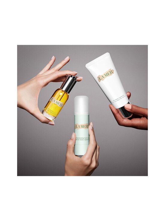 La Mer - The Hand Treatment roku krēms 100 ml - photo 6 La Mer - The Hand Treatment roku krēms 100 ml | Stockmann - photo 6