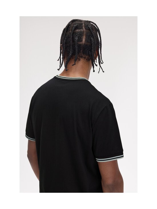 Fred Perry - Twin Tipped krekls - Q46 BLACK/SILVERBLUE - photo 7 Fred Perry - Twin Tipped krekls - Q46 BLACK/SILVERBLUE | Stockmann - photo 7