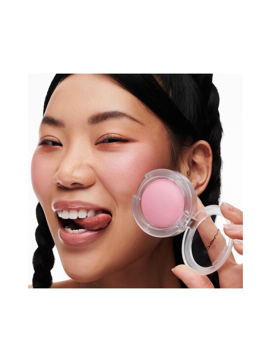 MAC - Glow Play Blush -poskipuna - TOTALLY SYNCED - photo 5 MAC - Glow Play Blush -poskipuna - TOTALLY SYNCED | Stockmann - photo 5