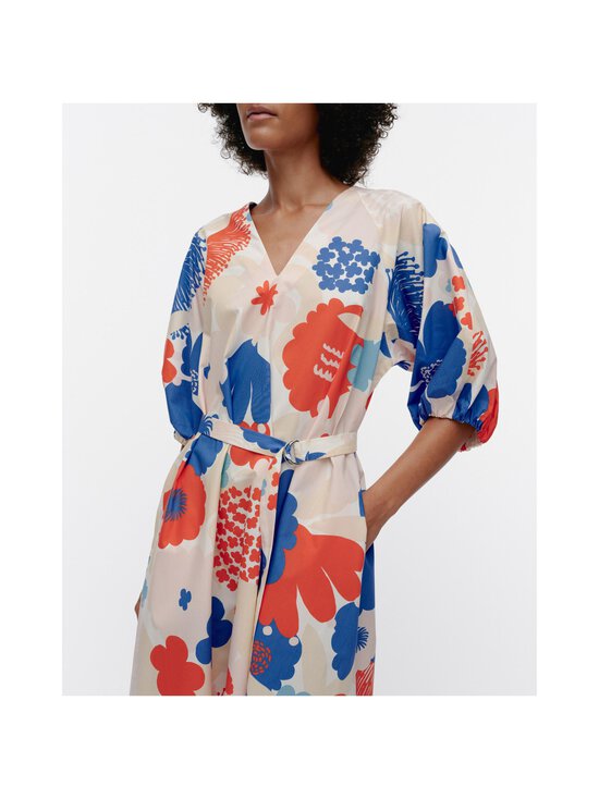 Marimekko - Kimppu Suvikimppu organiskā poplīna kleita - 135 OFF WHITE, BLUE, RED, PEACH - photo 7 Marimekko - Kimppu Suvikimppu organiskā poplīna kleita - 135 OFF WHITE, BLUE, RED, PEACH | Stockmann - photo 7