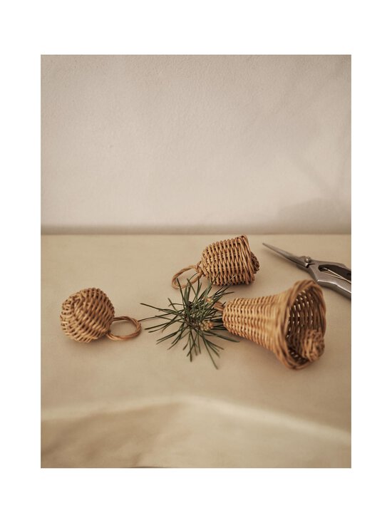 Ferm Living - Jõulukaunistused Braided Bell Baubles Set, 3 tk - NATURAL - photo 2 Ferm Living - Jõulukaunistused Braided Bell Baubles Set, 3 tk - NATURAL | Stockmann - photo 2